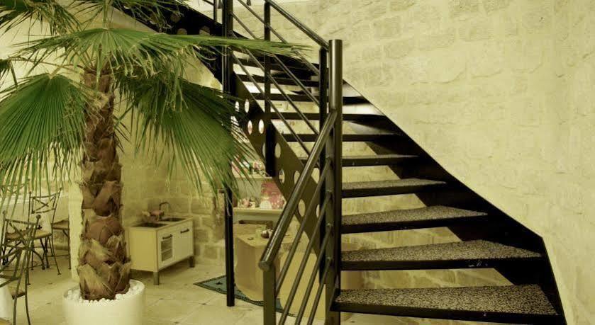 Palm - Astotel Hotel